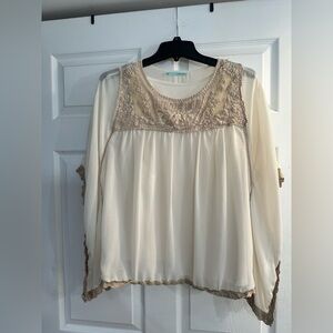 Maurices Cream and Tan Lace Sleeveless Blouse